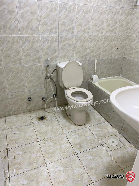 شقة أرضية مساحة 80م داخلي و 60م خارجي للبيع في عمان - صويلح