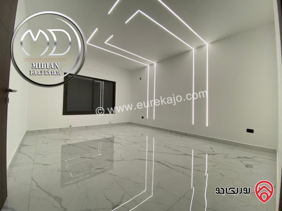 شقق دوبلكس جديدة للبيع في عمان - الجاردنز طابق اخير مع روف مساحات 235م & 280م مع تراسات تشطيبات و ديكورات فاخرة اطلالة رائعة