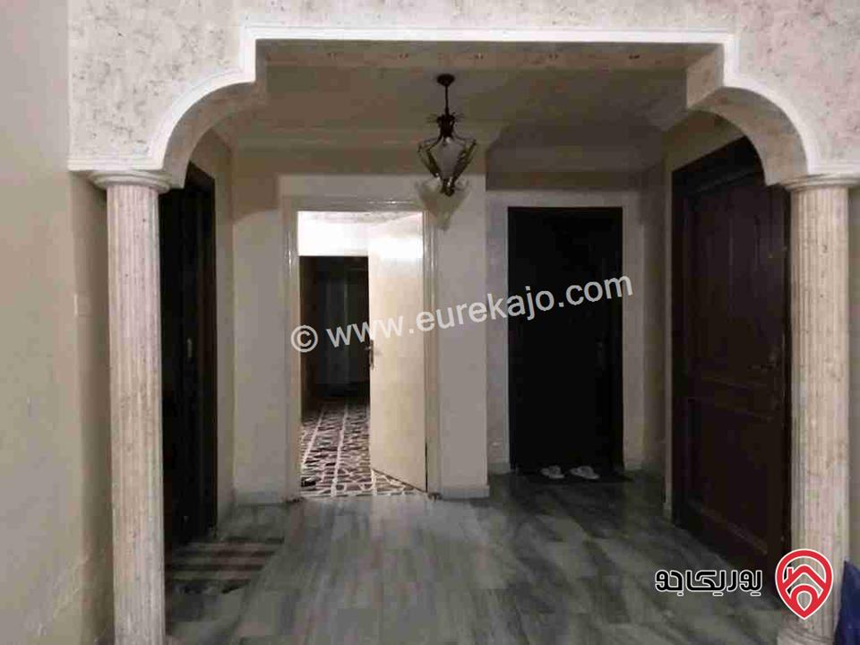 شقة شبه أرضية مساحة 180م للبيع في عمان - مرج الحمام