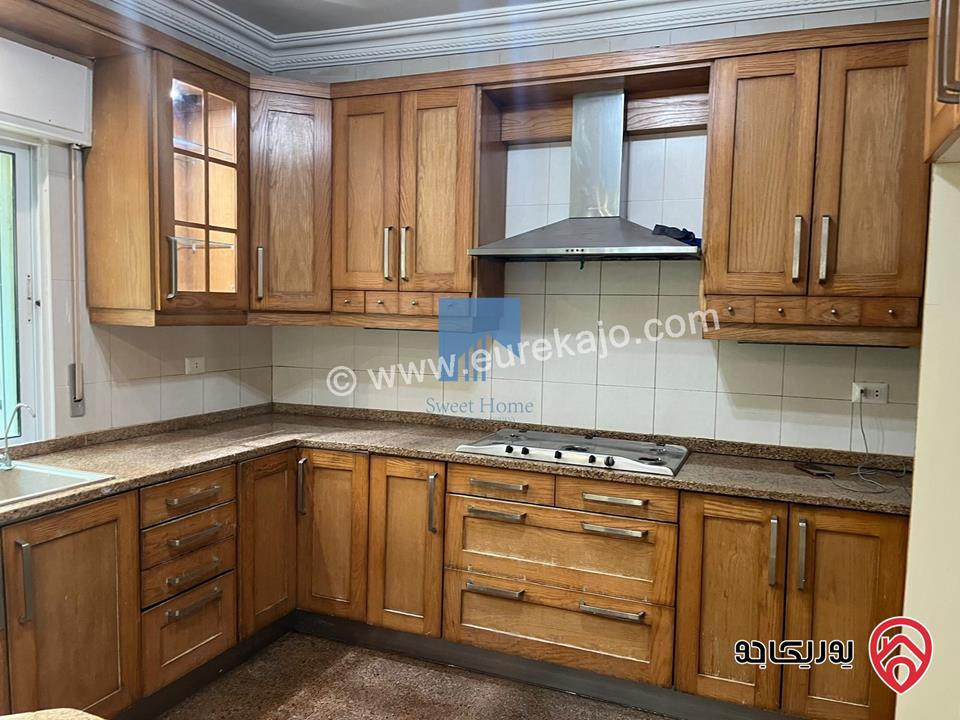 شقة شبه أرضية مساحة 143م داخلي مع ترسات 100م للبيع في عمان - عرقوب خلدا