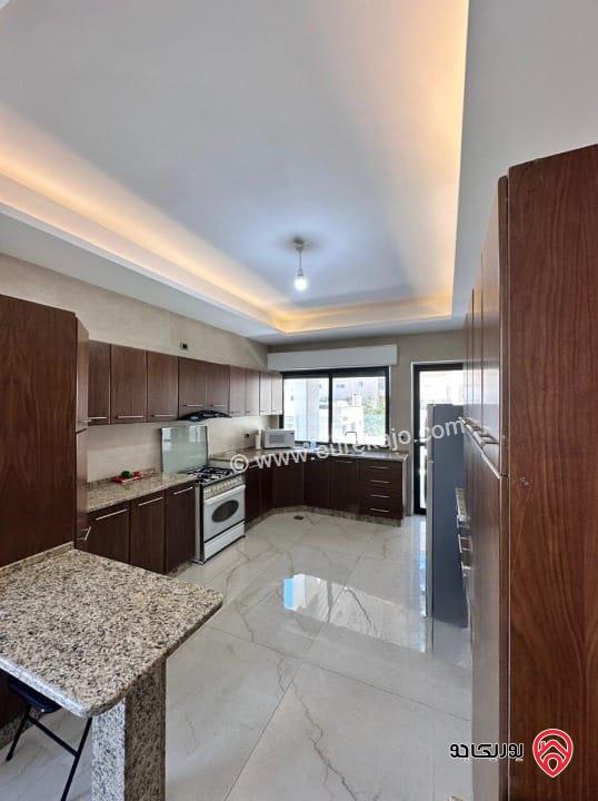 شقة سوبر ديلوكس طابق ثاني مساحة 236م للبيع في عمان – أم أذينة الغربي