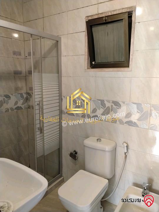 شقة فارغة طابق ثانى مساحة 140م للإيجار في عمان - تلاع العلي 