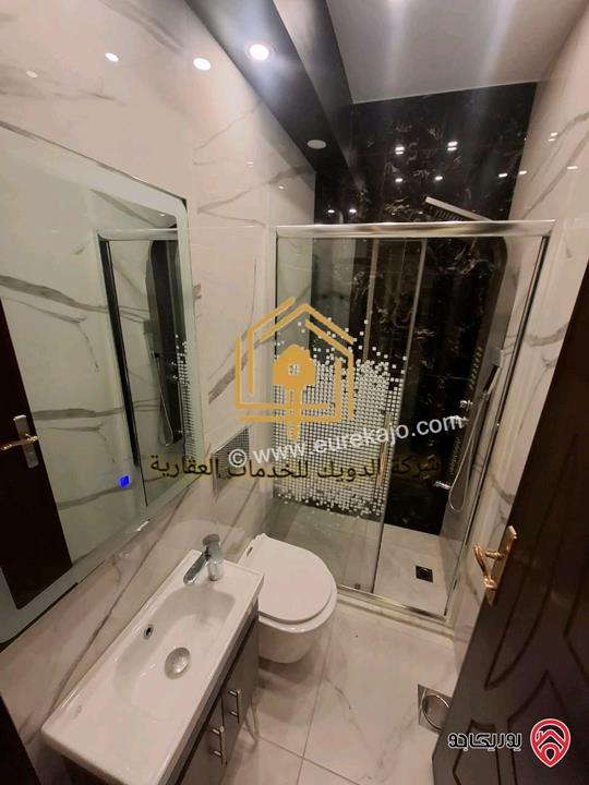 شقة سوبر ديلوكس طابق اول مساحة 120م للايجار في عمان - ضاحية الامير راشد