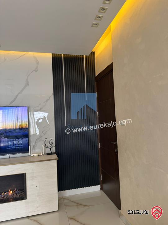 شقة فاخرة طابق ثالث مع روف دوبلكس مساحة 229م للبيع في عمان - الجندويل