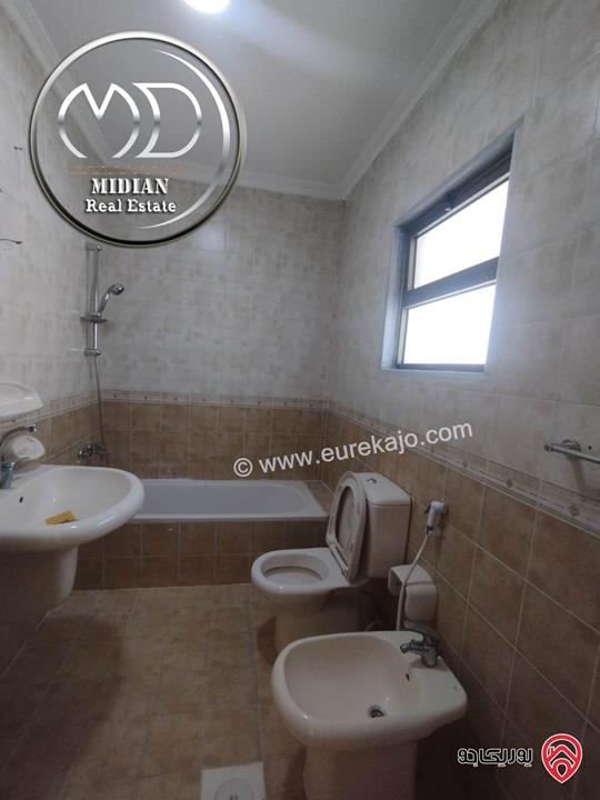 شقة للبيع في عمان - ام السماق مساحة 130م طابق ثاني سوبر ديلوكس تصلح للاستثمار بسعر مميز جداً