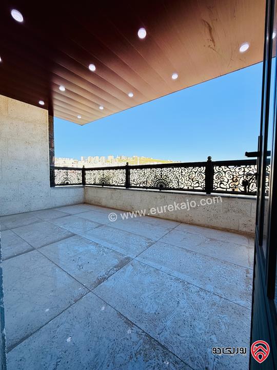 شقة طابق اخير مع روف مساحة 230م للبيع في عمان - شفا بدران اقساط 