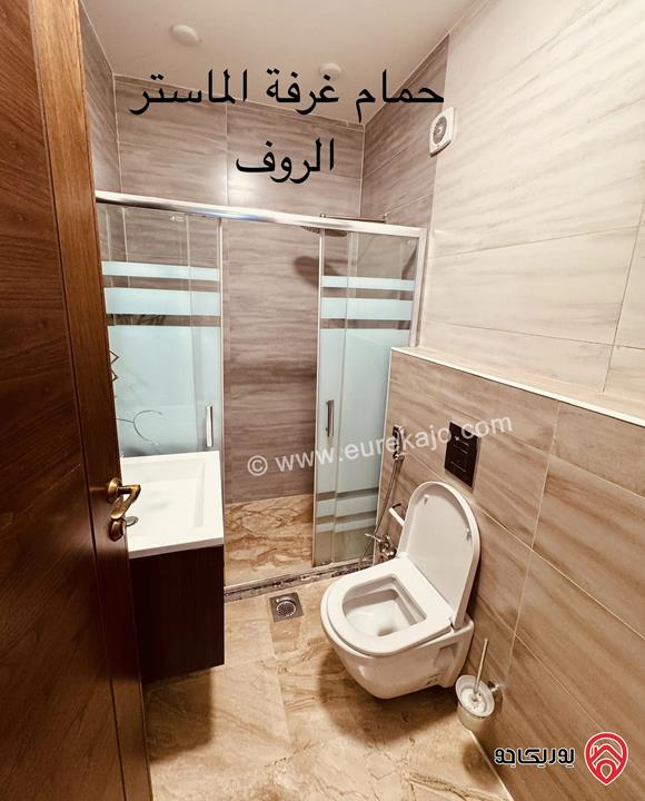 شقة فاخرة طابق ثالث مع روف مساحة 405م للبيع في عمان - خلدا