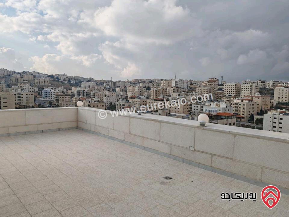 شقة طابق ثالث مع روف مساحة 225م وترس للبيع في عمان - شفا بدران طاب كراع 