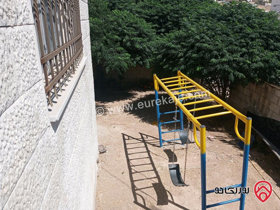 منزل مستقل مساحة 165م على أرض 482م للبيع في الزرقاء - ضاحية المدينة