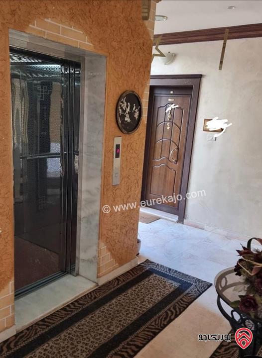 شقة 250م طابق ثاني للبيع في عمان - المدينة الرياضية 