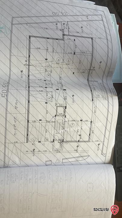 سطح بناية جاهز للتعمير مساحة 452م للبيع في عمان - طبربور حوض المياله