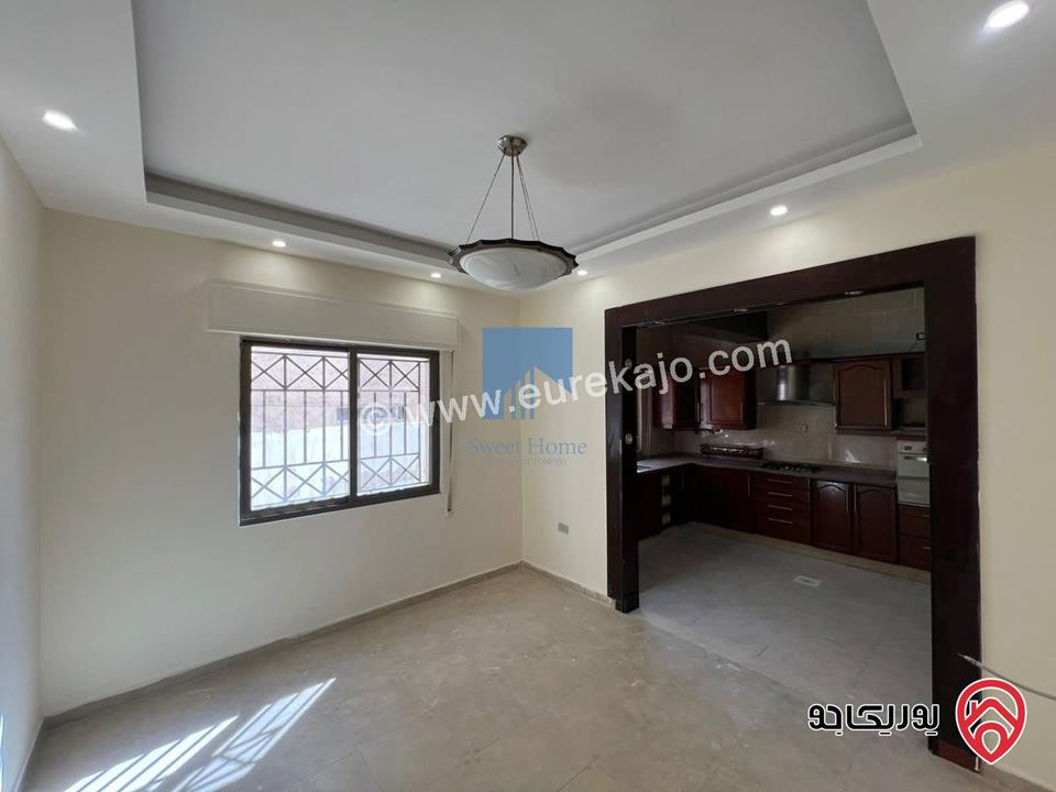 شقة أرضية مميزة مساحة 110م مع ترس 25م للبيع في عمان - الكرسي