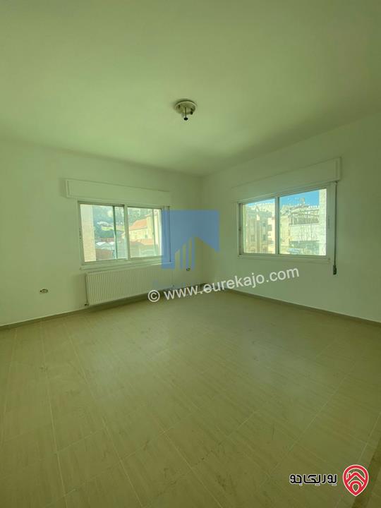 شقة مميزة طابق ثالث مساحة 186م للبيع في عمان - تلاع العلي