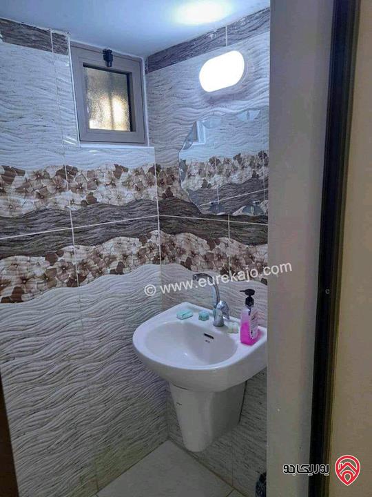 شقة ارضية مساحة 110م للبيع في الزرقاء - شومر