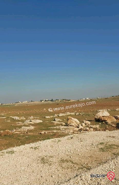 قطعة ارض مساحة 3 دونم و 983م للبيع في مادبا - ماعين 