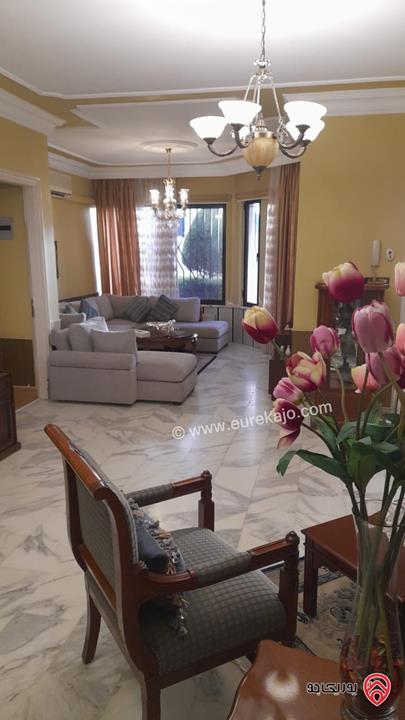 فيلا مستقلة مساحة 760م على أرض 990م للبيع في عمان - دابوق