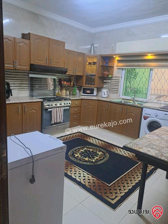 شقة مساحة 130م طابق ثاني للبيع في عمان - ضاحية الاستقلال