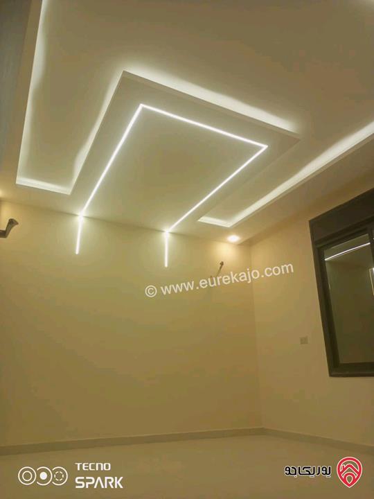 شقة مساحة 100م شبه ارضي للبيع في الزرقاء - مدينة الشرق