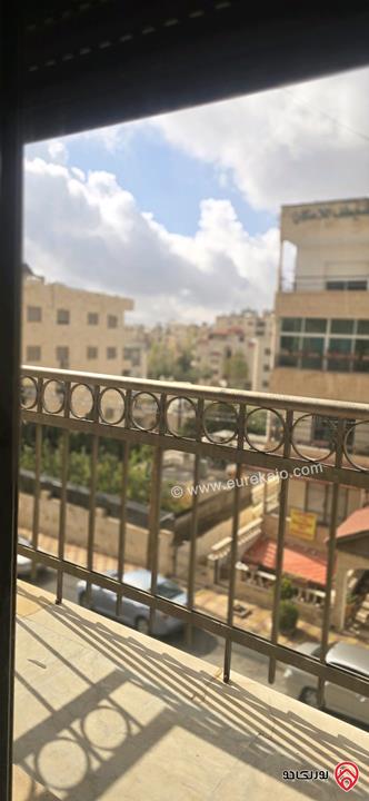 شقة طابق ثاني مساحة 223م للبيع في عمان - خلدا