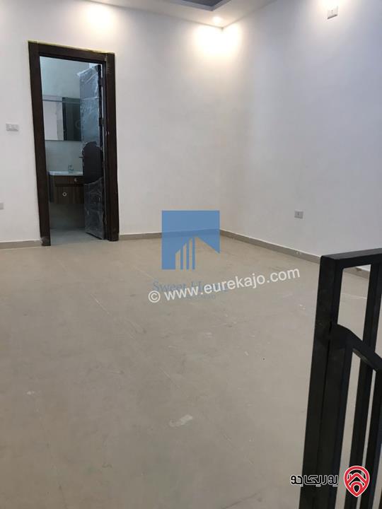 شقة فاخرة للبيع في الجندويل  - مقابل أسواق السلام طابق ثالث مع روف دوبلكس 160م تشطيب سوبر ديلوكس لم تسكن