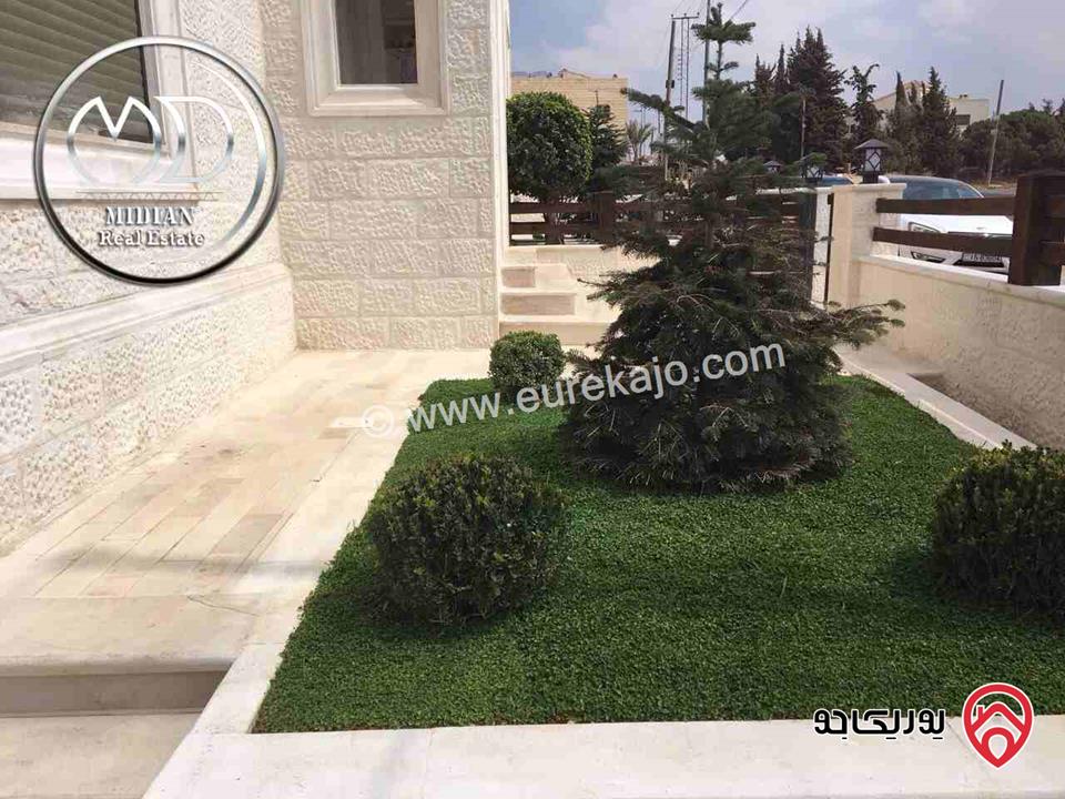 فيلا دوبلكس مساحة 600م مع تراسات و حدائق جديدة على أرض 500م لم تسكن اطلالة جميلة بسعر مميز جداً للبيع في عمان - الظهير