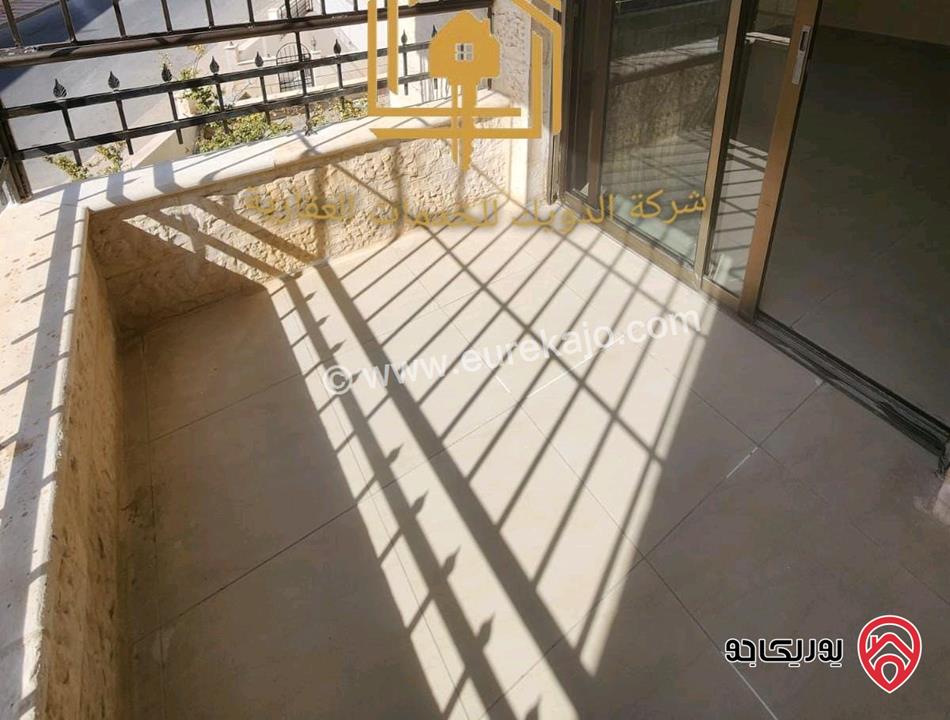 شقة فارغة طابق اول مساحة 135م للإيجار في عمان - الجبيهة 