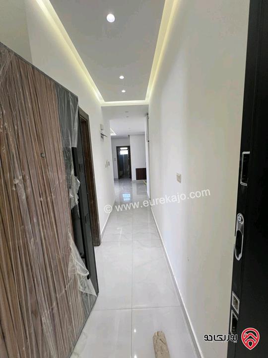 شقة أرضية مساحة 150م و ترس 70م للبيع في عمان - البنيات قرب جامعة البترا وطريق المطار من المالك مباشرة 