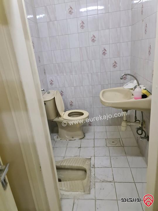 شقة تجارية مساحة 120م للايجار في عمان - جبل النصر تصلح لعيادة أو مكاتب