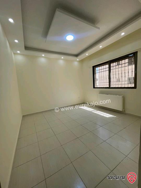 شقة طابق أول مساحة 165م للبيع في عمان - الجبيهة