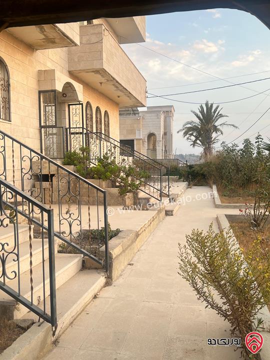 فيلا مستقلة مساحة 500م على أرض 829م للبيع في عمان - مرج الحمام - اسكان نويران في منطقة هادئة جدا 