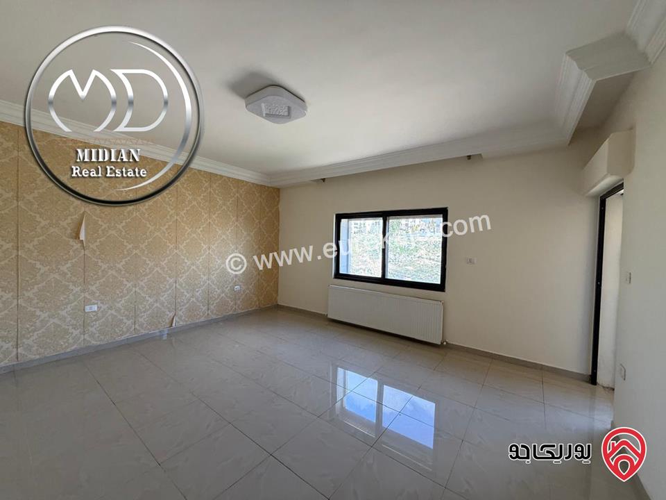 شقق فارغة للايجار في عمان - تلاع العلي مساحات 200م تشطيبات ديكورات سوبر ديلوكس اطلالة جميلة بسعر مميز