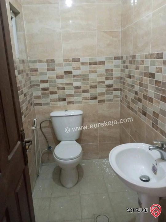 شقة أرضية مساحة 127م داخلي و 100م خارجي للبيع في عمان - ام نوارة