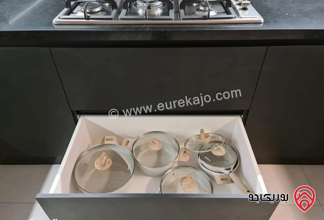 شقة فاخرة مساحة 180م للايجار مفروشة في عمان - عبدون