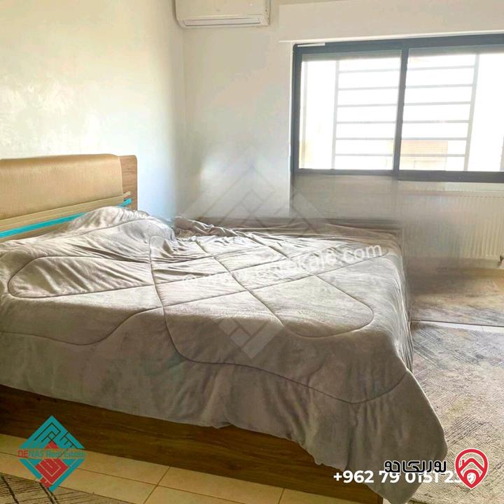 شقة طابق ثالث مع روف مساحة 263م للبيع في عمان - مرج الحمام
