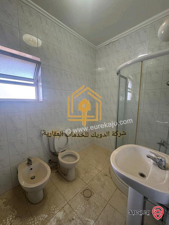 شقة فارغة طابق ثالث مساحة 180م للإيجار في عمان - ضاحية الرشيد 