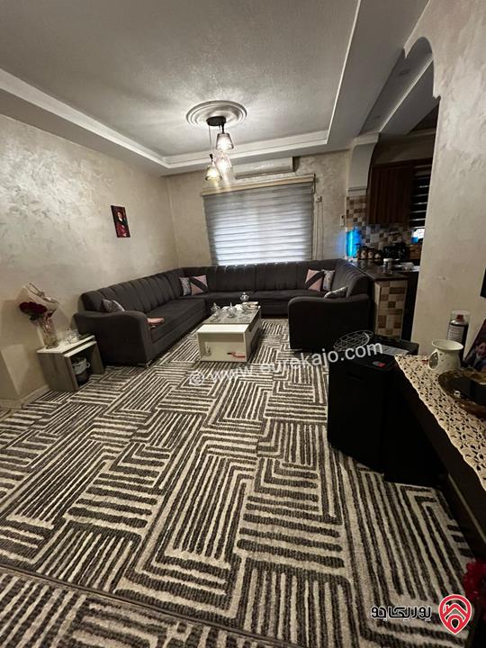 شقة شبه ارضي مساحة 149م وترس 25م للبيع في عمان - ضاحية الاقصى  