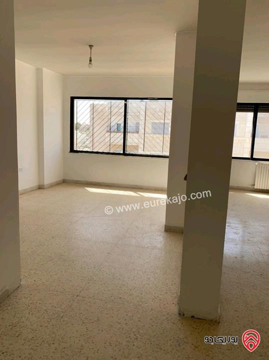 شقة طابق ثالث مساحة 180م للبيع في عمان - ضاحية الرشيد