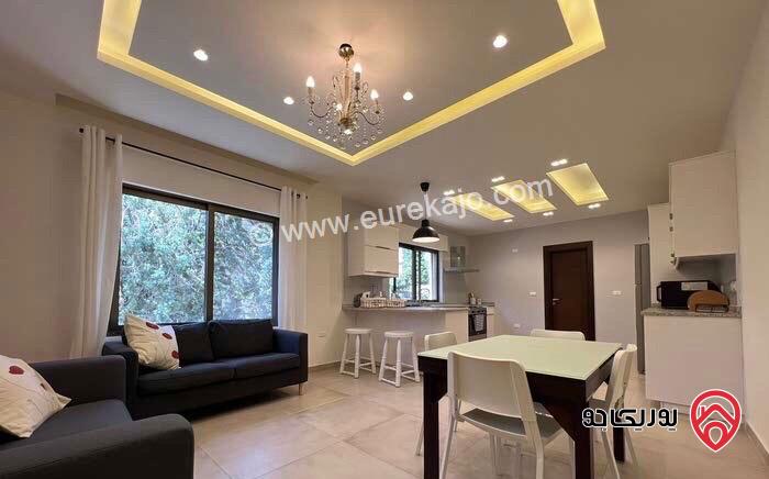 شقة فخمة مساحة 220م طابق أول للايجار مفروشة في عمان - الدوار الرابع 