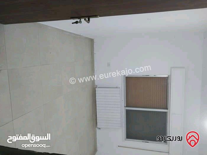 شقة فارغة طابق ارضي مساحة 100م للإيجار في عمان - ام أذينة 