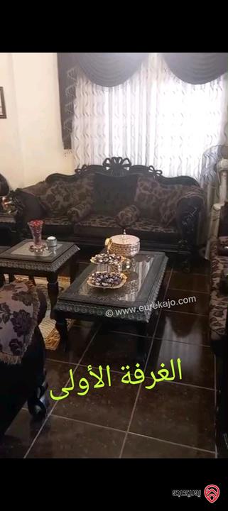 بيت مساحة 460م على أرض 1700م للبيع في عمان - منطقة المقابلين 