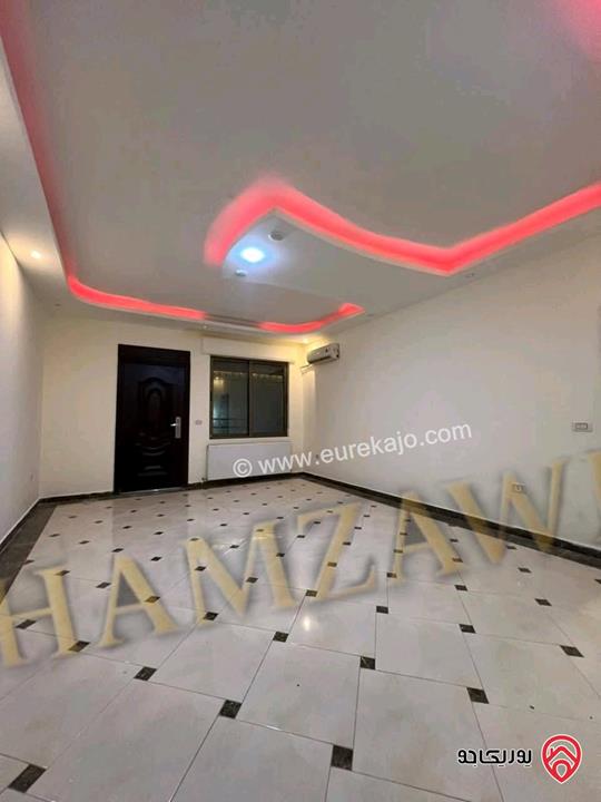 شقة سوبر ديلوكس مساحة 175م داخلي و 150م خارجي للايجار في عمان - طريق المطار 