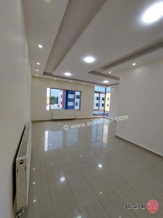 شقة مساحة 190م طابق أول للبيع في عمان - تلاع العلي