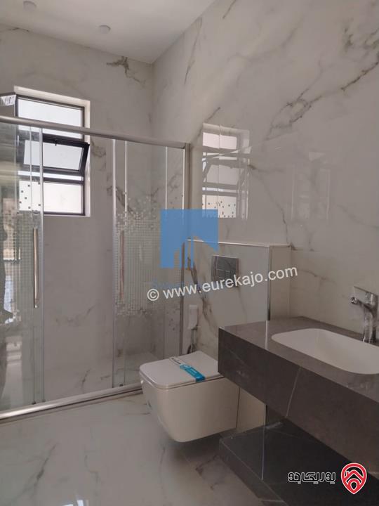 شقة فاخرة للبيع في عمان - خلدا خلف المستشفى السعودي ومقابل ميداس طابق ثالث 180م مع روف دوبلكس 130م لم تسكن