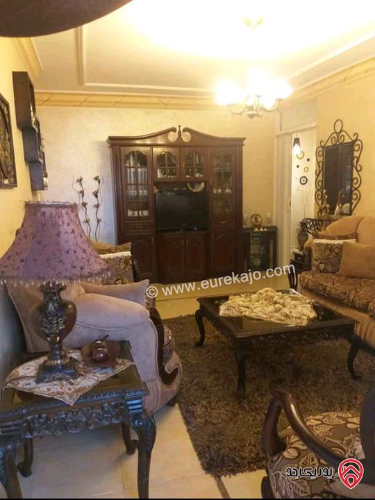 شقة مساحة 100م طابق أول للبيع في عمان - طبربور