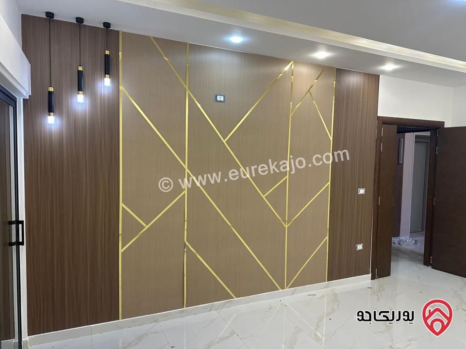 شقه فاخره 185م ارضي مدخل مستقل معها ترسين للبيع من المالك في اجمل مناطق الجبيهه حي المنصور 