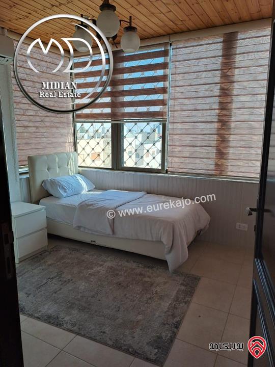 رووف مفروش للايجار في عمان - الشميساني تشطيبات وفرش سوبر ديلوكس اطلالة رائعة و بسعر مميز