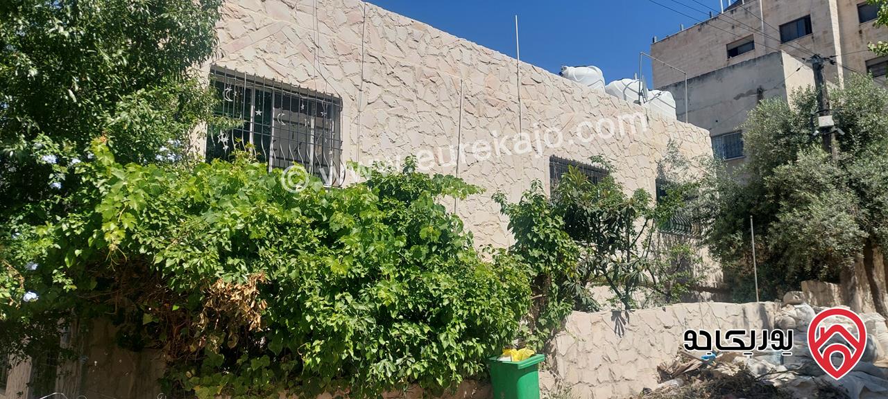 منزل مستقل مكون من طابقين مساحة البناء 400م على أرض 495م للبيع في عمان - صويلح