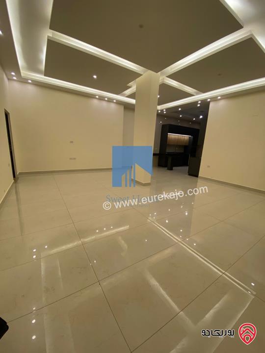 شقة أرضية 210م مع ترسات 170م للبيع في عمان - عرقوب خلدا - قرب خزان ماء (حاووز)