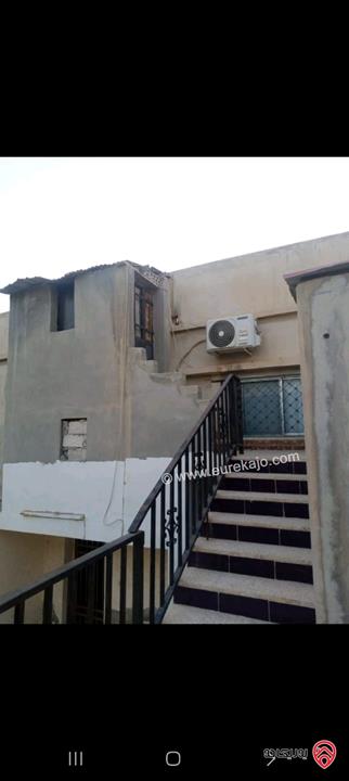 منزل مستقل مساحة 160م على أرض 306م للبيع في المفرق ايدون بني حسن طابقين