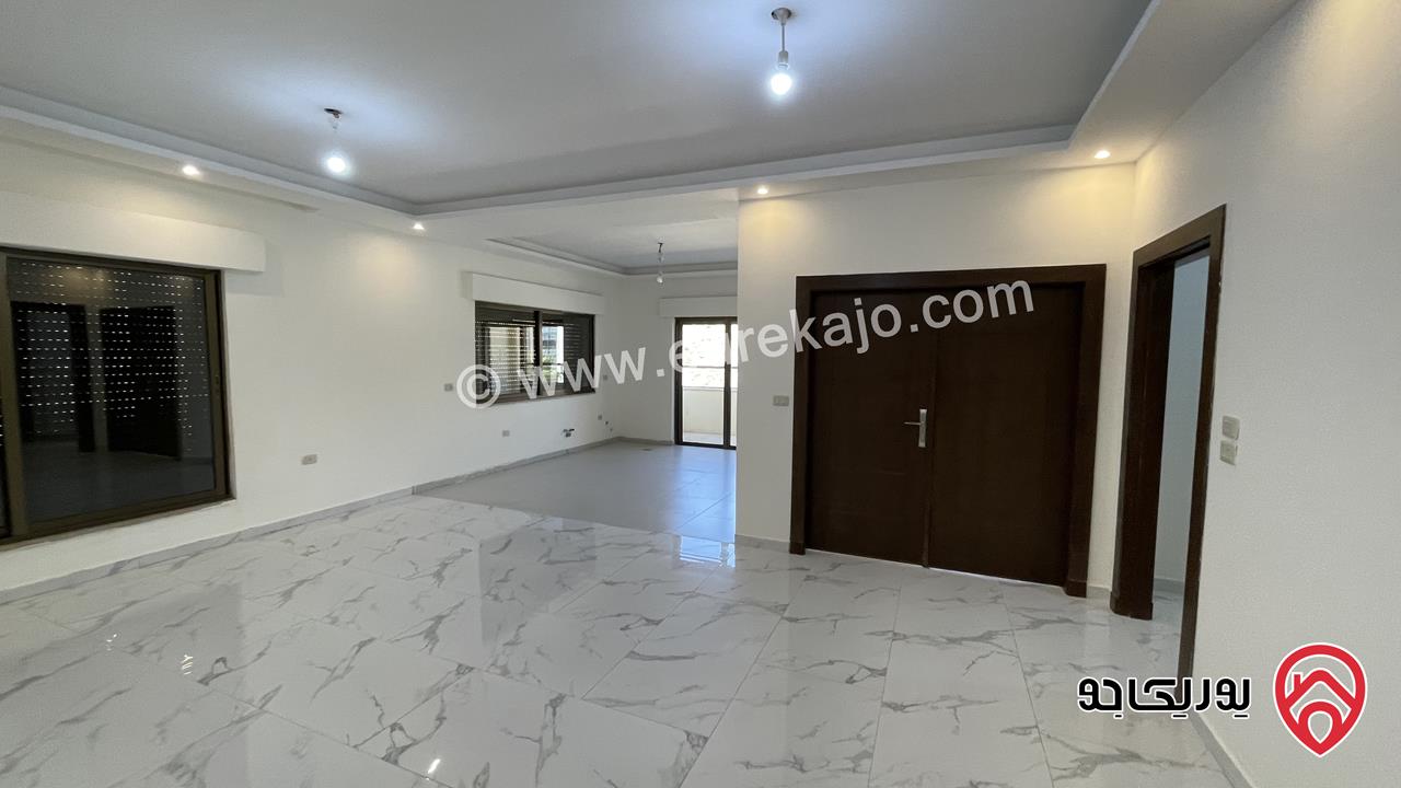 شقة بناء جديد لم تسكن بعد مساحة 178م طابق ثالث للبيع في عمان - مرج الحمام